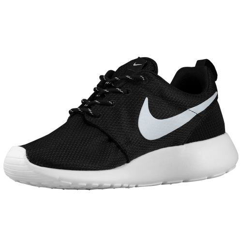 womens nike roshe one black and white