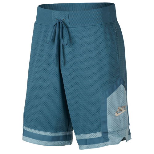 nike shorts with air force 1
