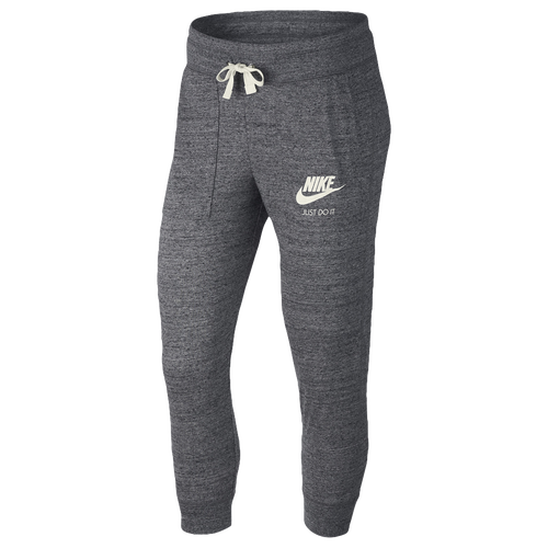 nike sportswear gym vintage capris