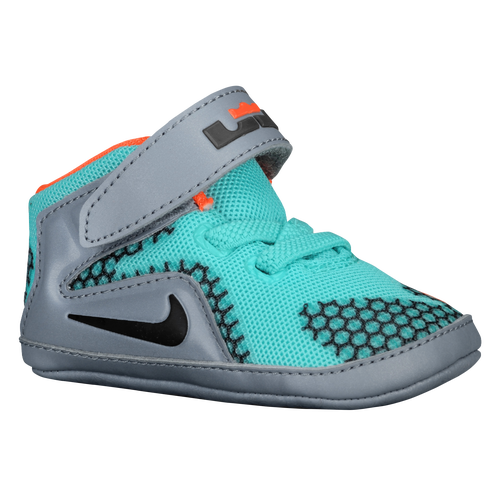 lebron sneakers kids