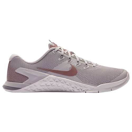 ladies nike metcon 4